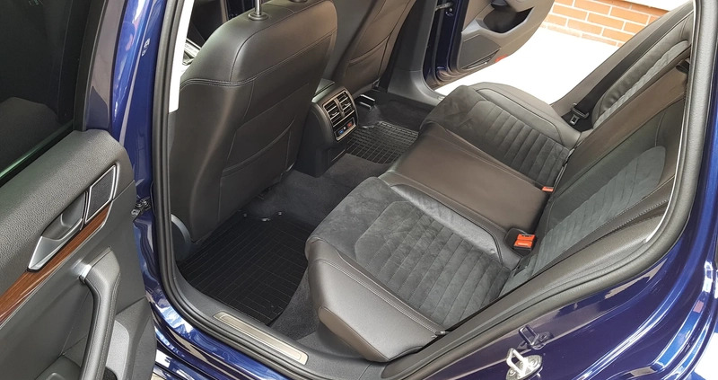 Volkswagen Passat cena 79900 przebieg: 148000, rok produkcji 2018 z Strzegom małe 742